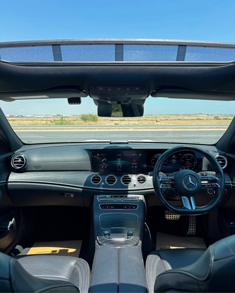 Mercedes-Benz E 220d — 10