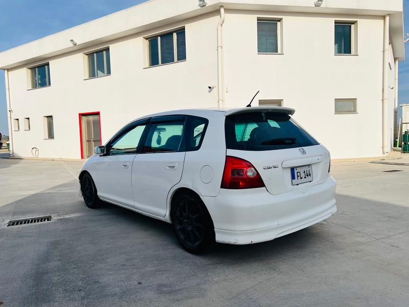 Honda Civic — 1/7
