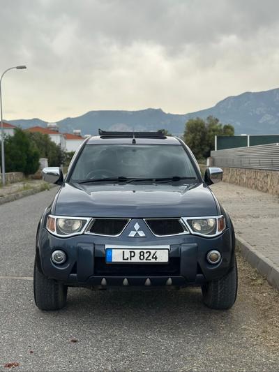 Mitsubishi L200 — 2