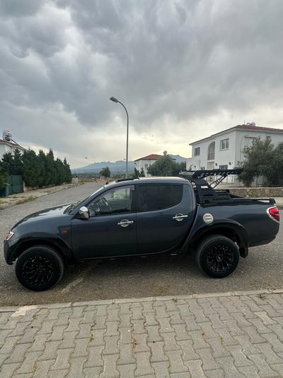 Mitsubishi L200 — 4