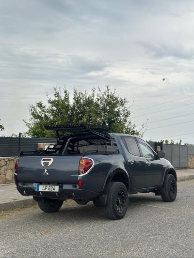 Mitsubishi L200 — 7