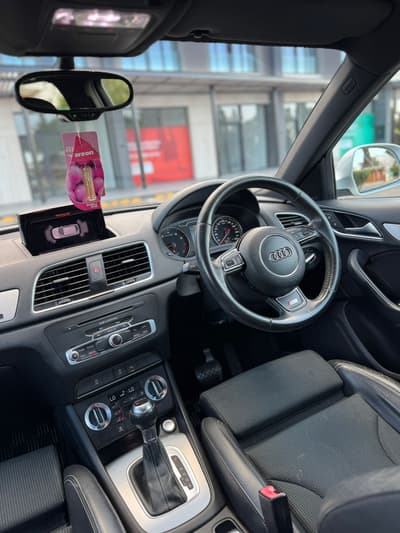 Audi Q3 — 7