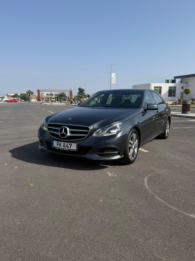 Mercedes-Benz E 220d
