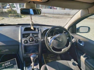Renault Megane — 4