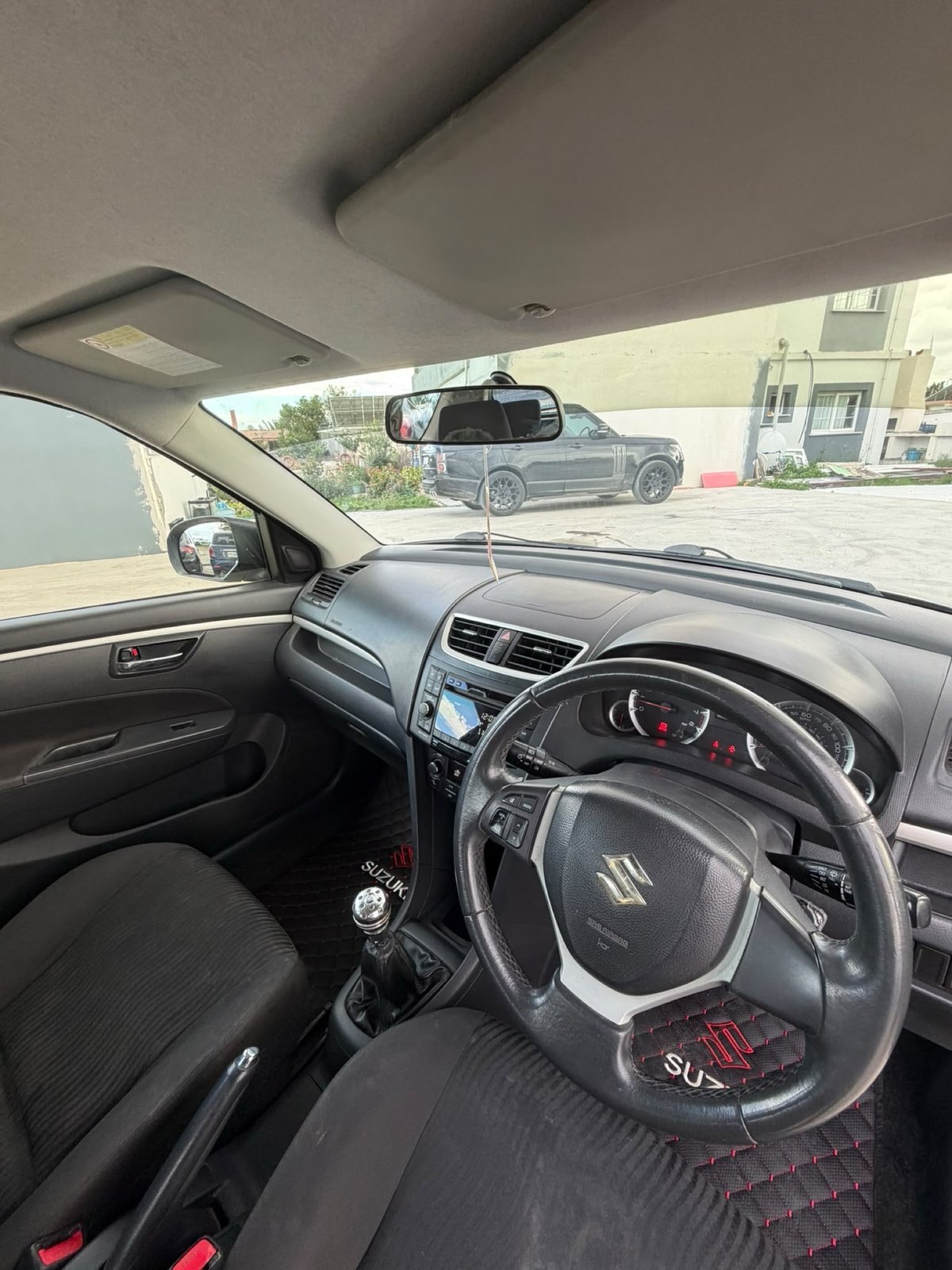 2012 Suzuki Swift 5