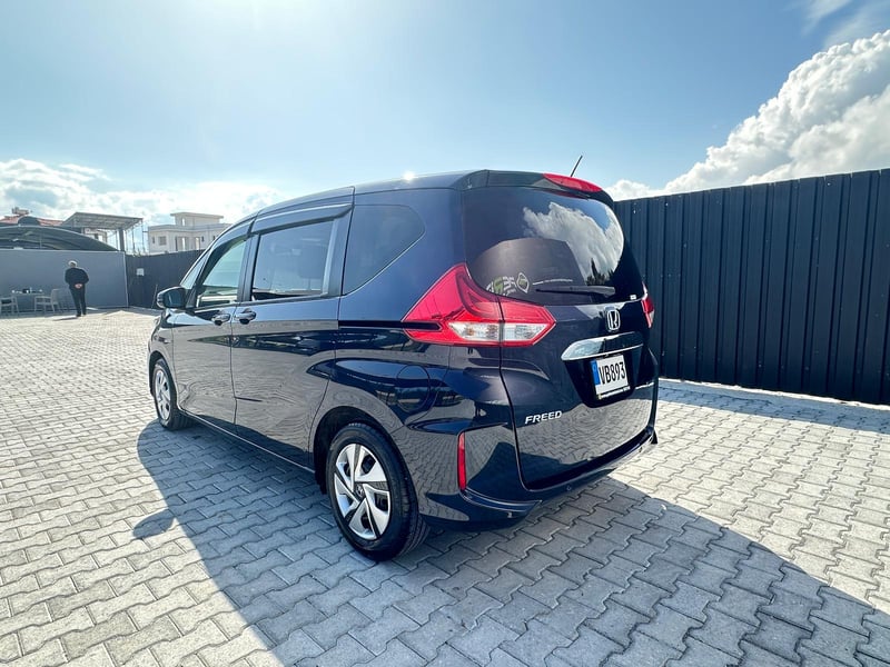 Honda Freed — 3