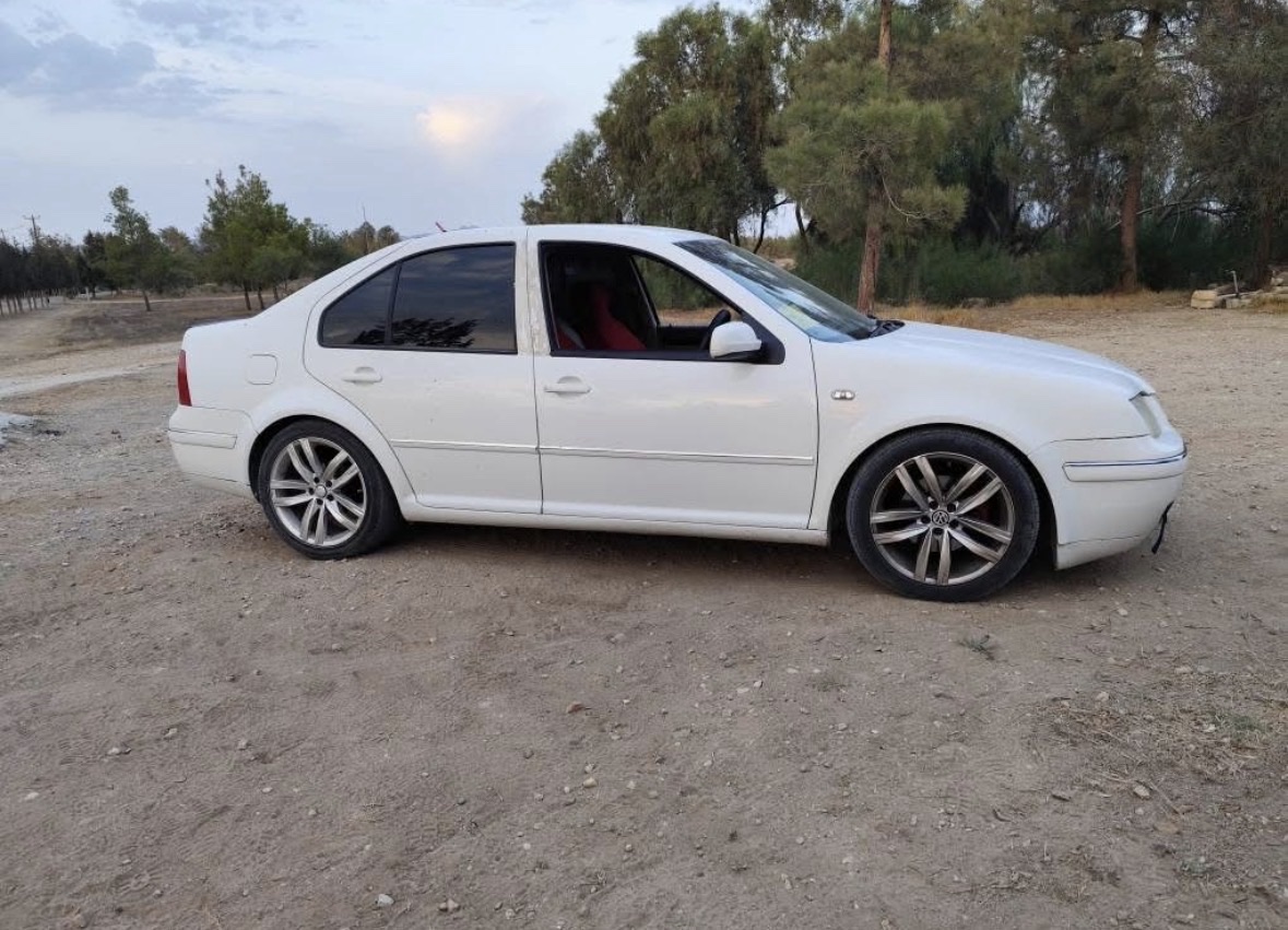 2004 Volkswagen Bora Benzin Manuel Lefkoşa İlan görseli - GalerimPlus