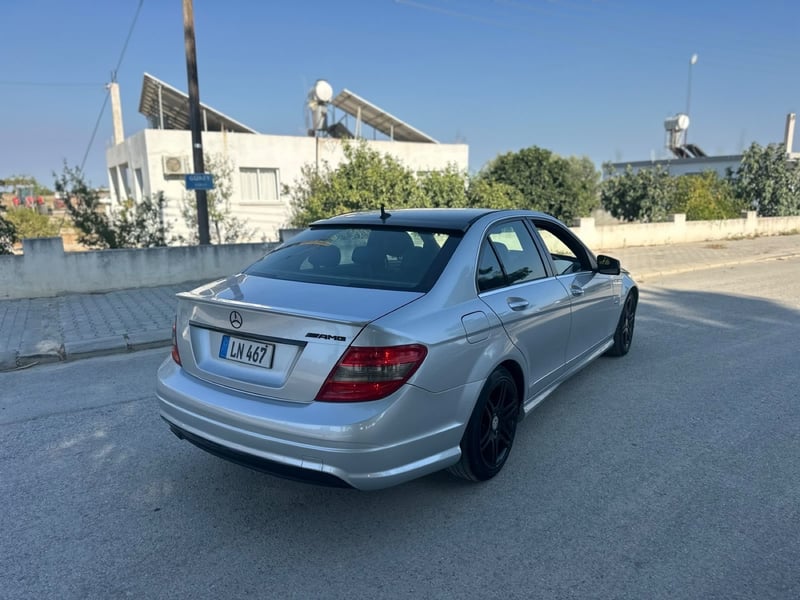 Mercedes-Benz C 180 — 4