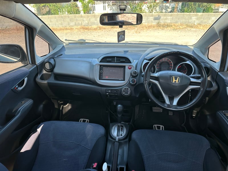 Honda Jazz — 7
