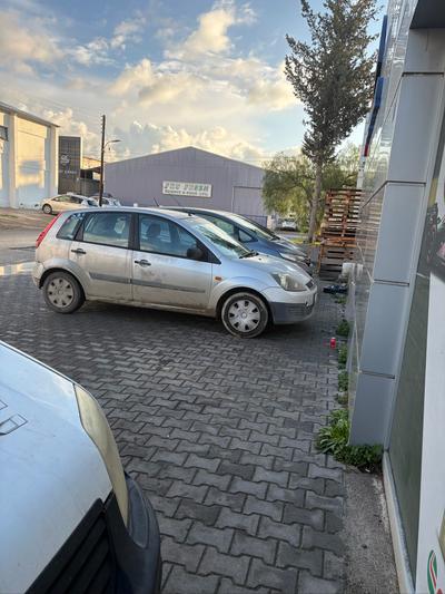 Ford Fiesta — 5