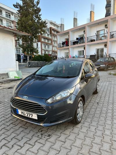 Ford Fiesta — 1