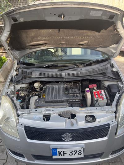 Suzuki Swift — 2