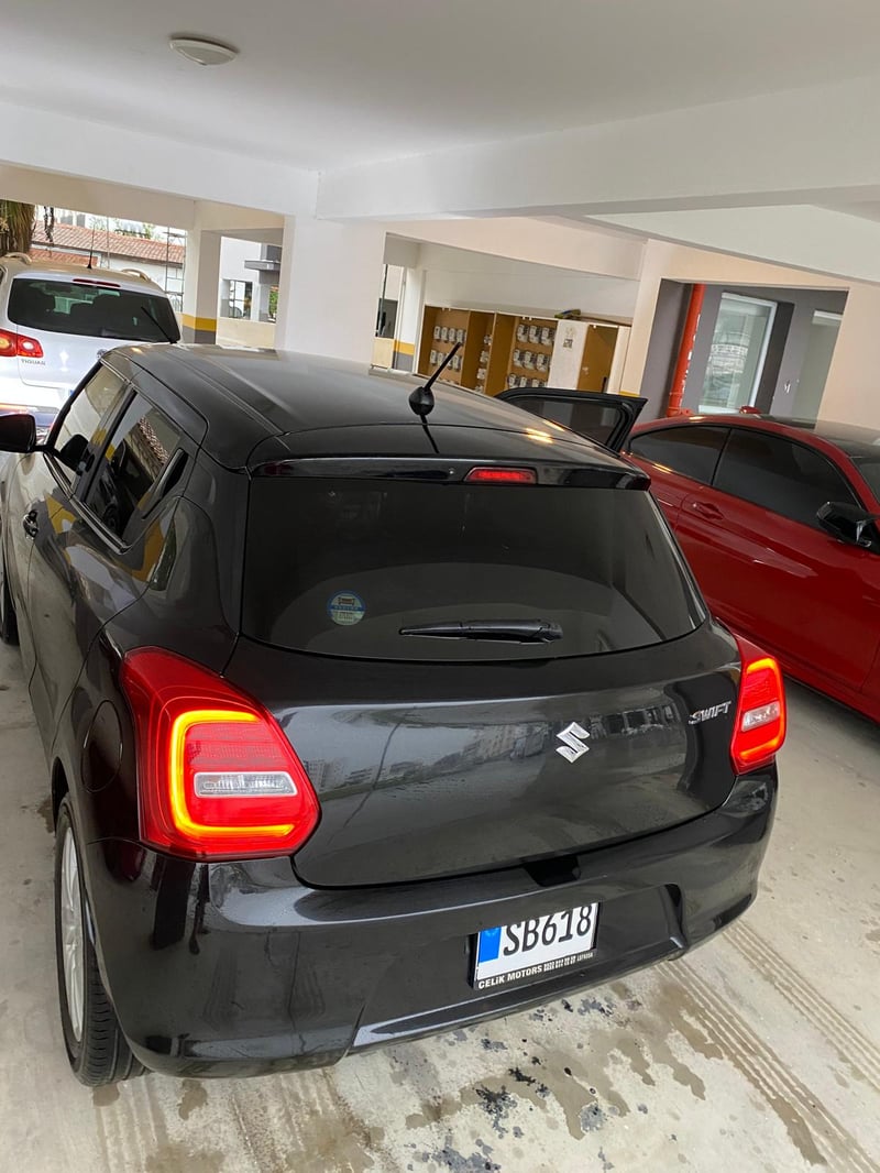 Suzuki Swift — 5