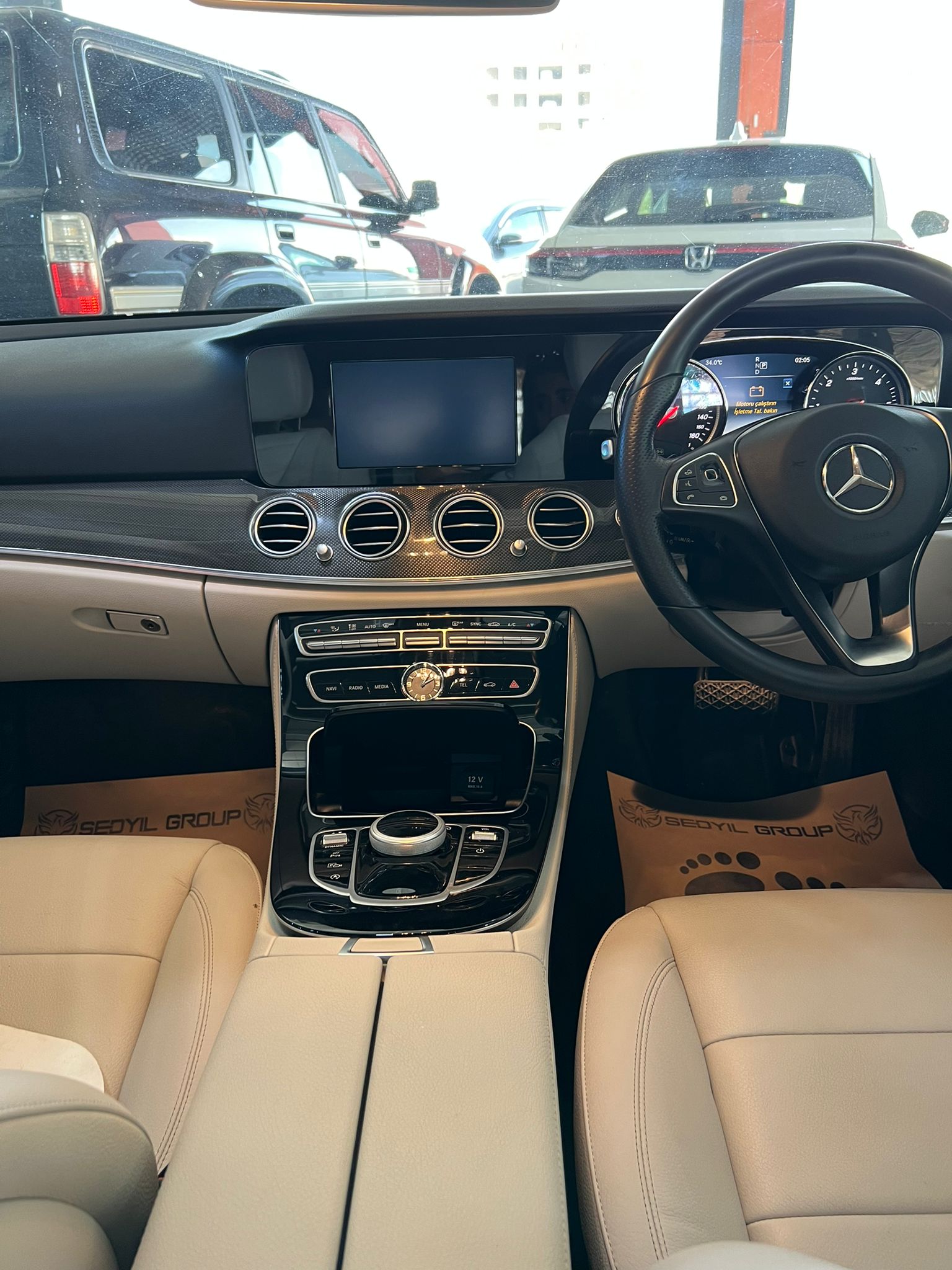 Mercedes-Benz E 200d 2018 Satılık İkinci El - Thumbnail 4