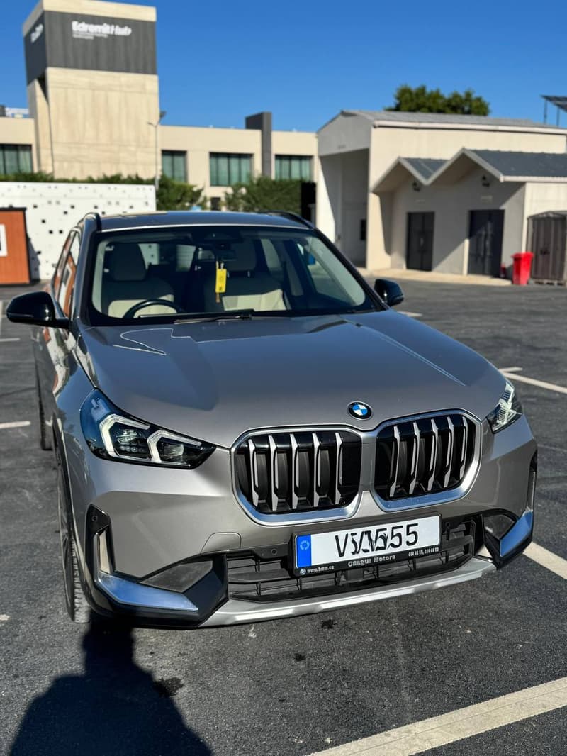 BMW X1 — 1/5