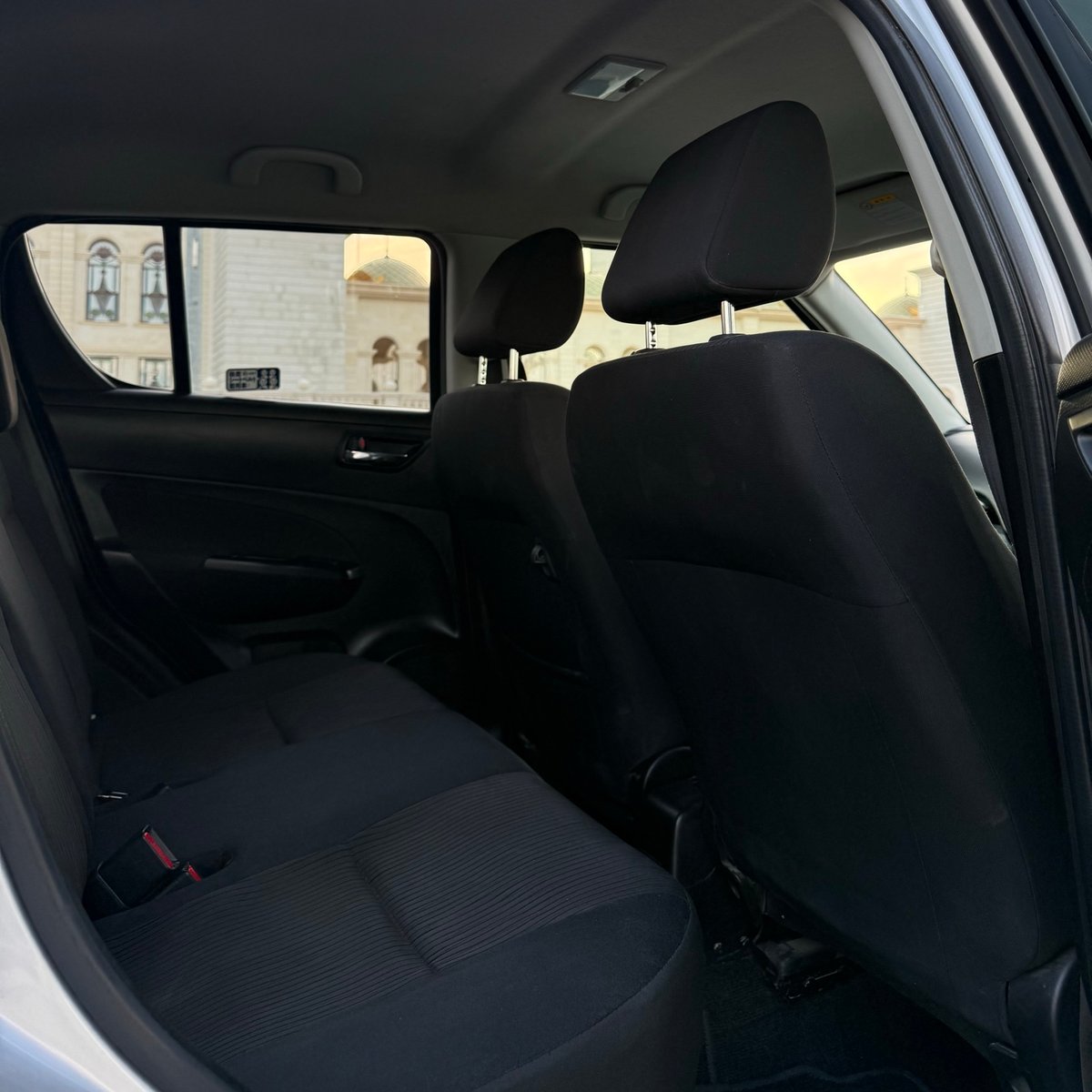 2012 Suzuki Swift 7