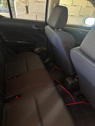Suzuki Swift — 7