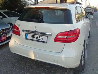 2013 Mercedes-Benz B 180