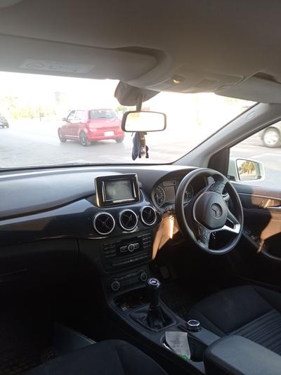 Mercedes-Benz B 180 — 3