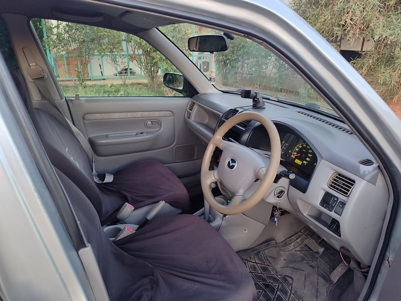 Mazda Demio — 7