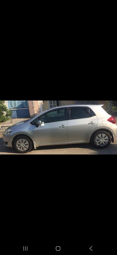 Toyota Auris — 5