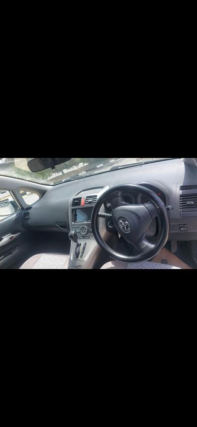 Toyota Auris — 10