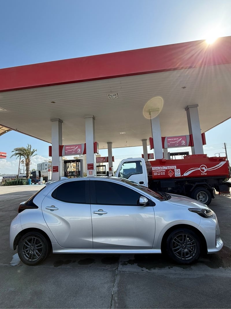 Toyota Yaris — 2