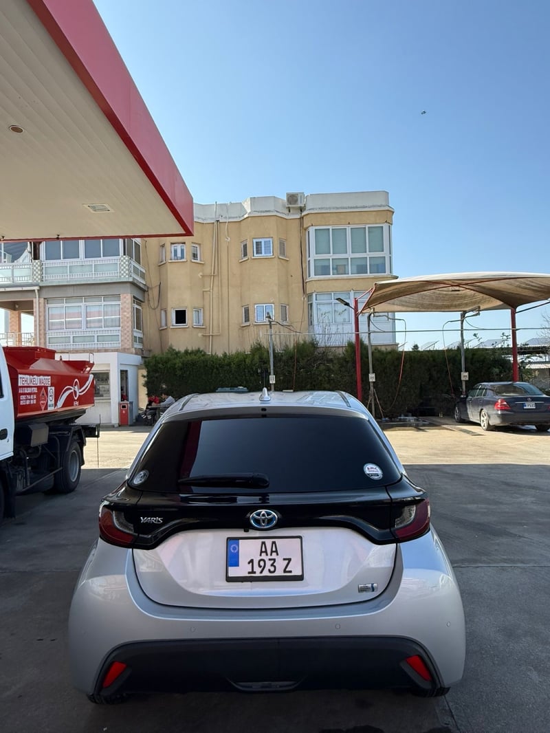 Toyota Yaris — 3