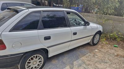 Opel Astra — 2