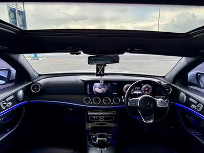 Mercedes-Benz E 220d — 9