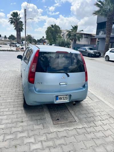 Mitsubishi Colt — 2