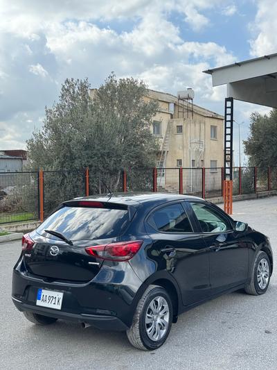 Mazda 2 — 4