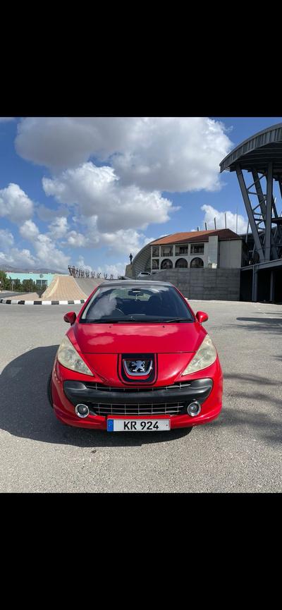 Peugeot 207 — 1
