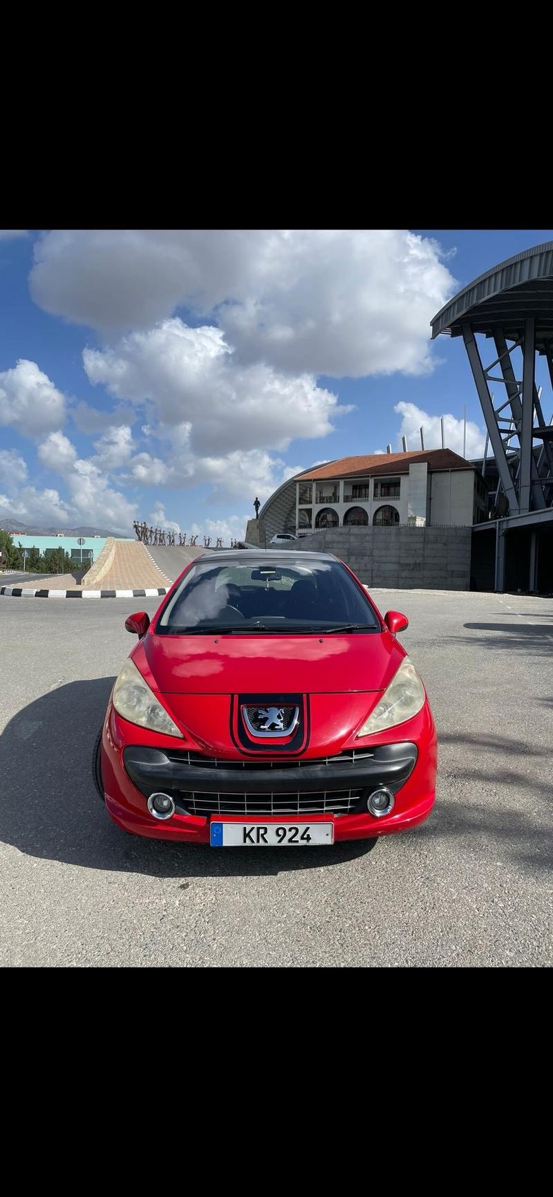 Peugeot 207 — 1/7