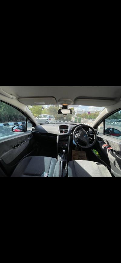 Peugeot 207 — 3