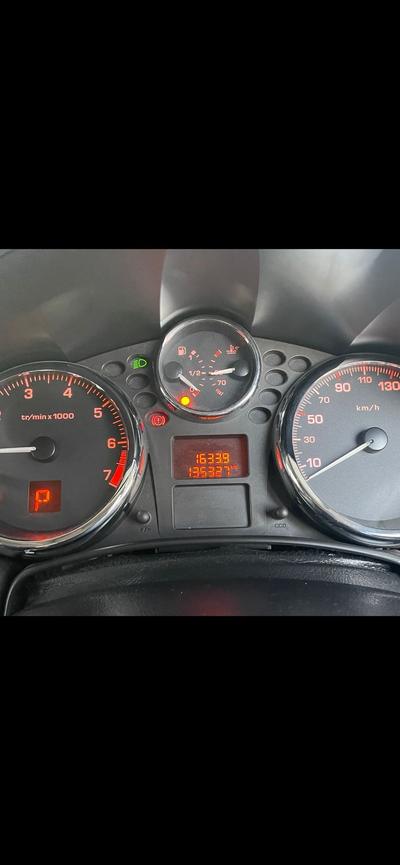 Peugeot 207 — 4