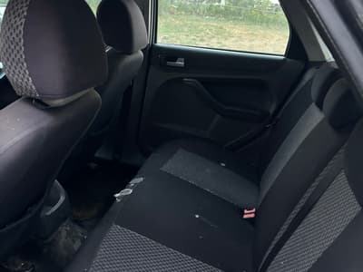Ford Focus — 6