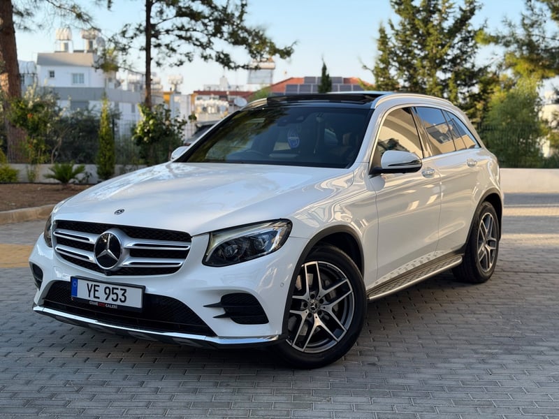 Mercedes-Benz GLC 220d — 1/8