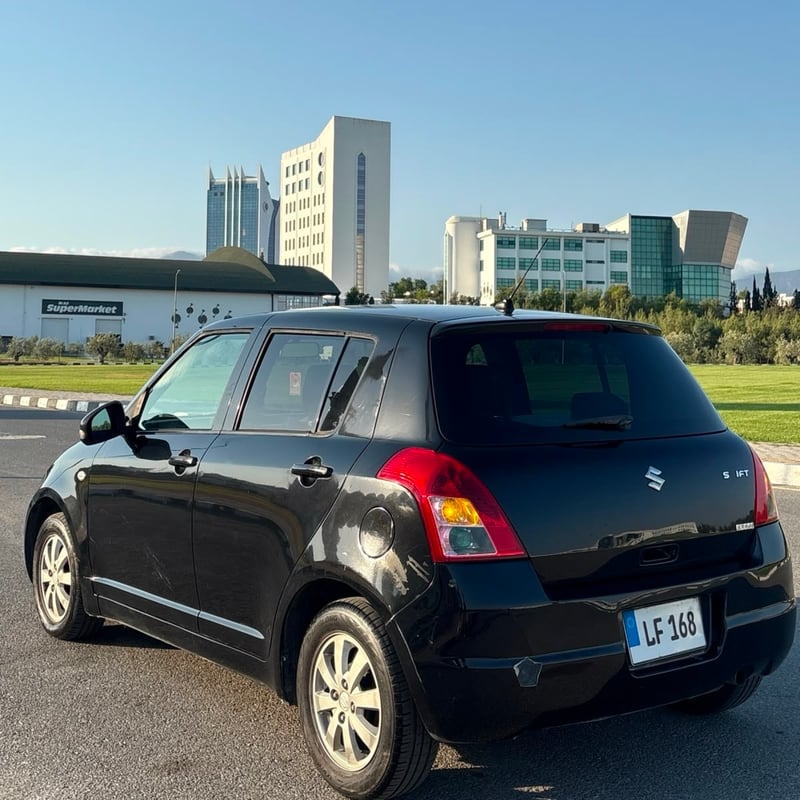 Suzuki Swift — 3