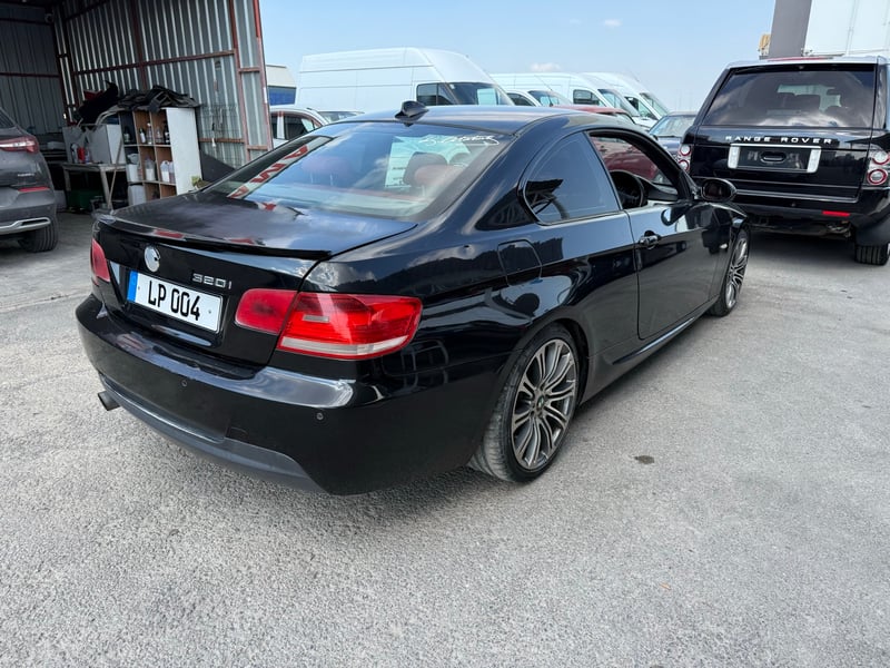 BMW 320i Cabrio — 3