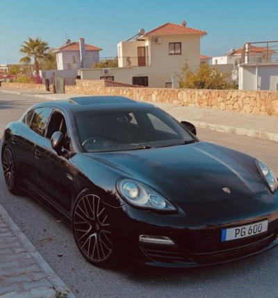Porsche Panamera — 2