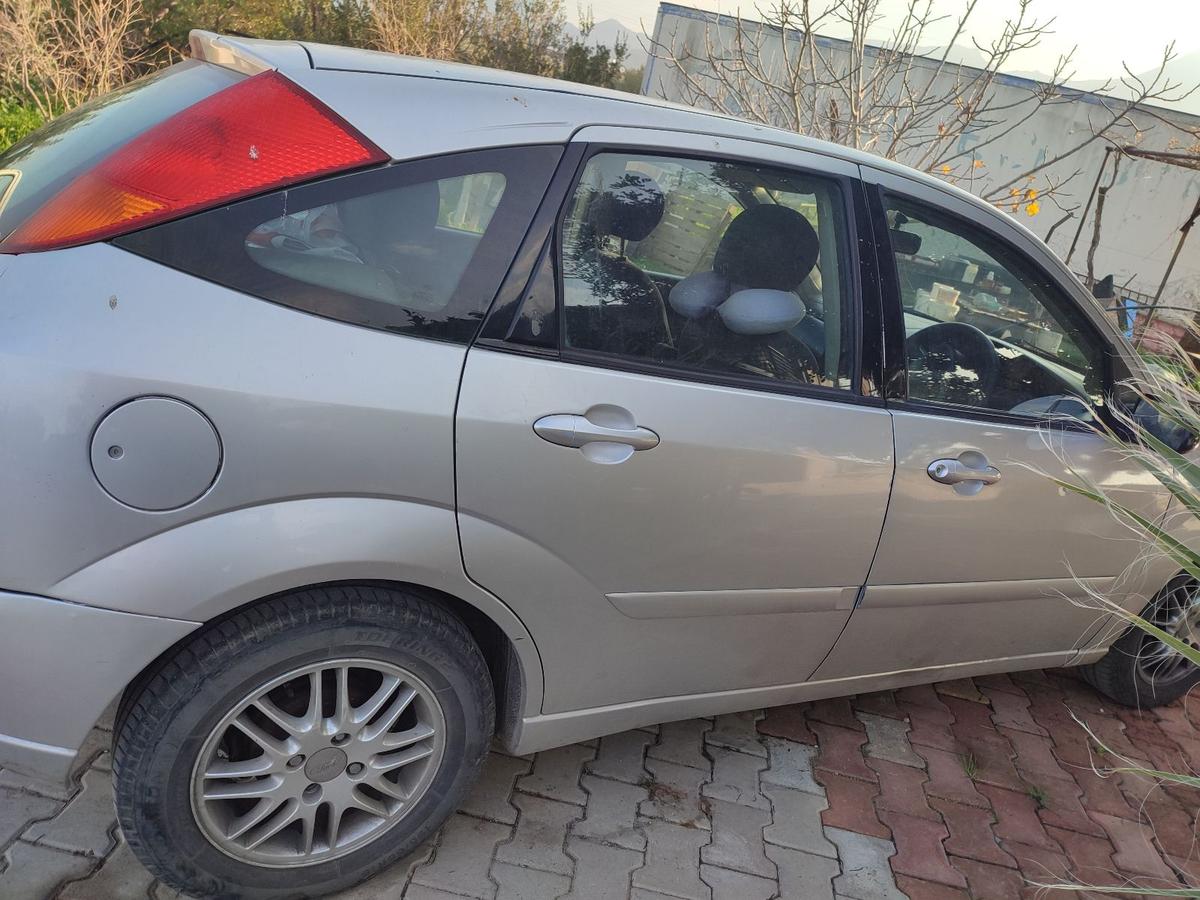 2005 Ford Focus 2