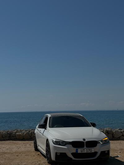 BMW 330e — 5