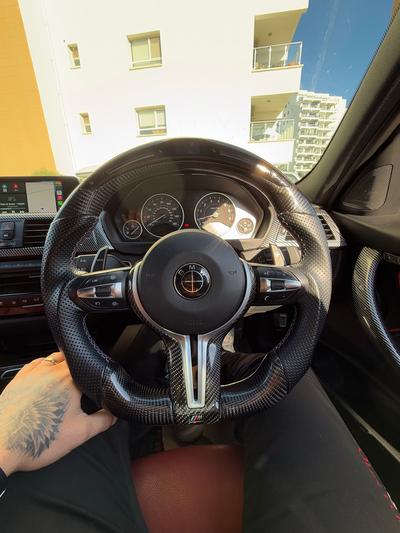 BMW 330e — 8