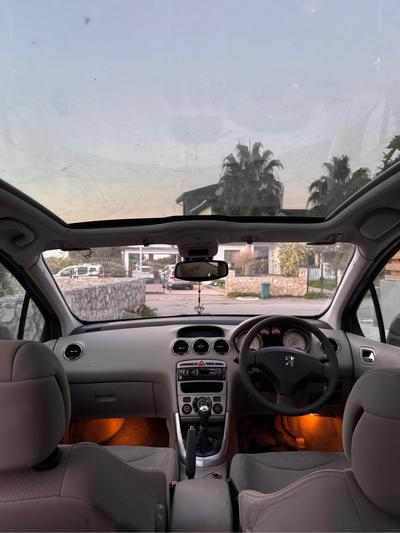 Peugeot 308 — 6