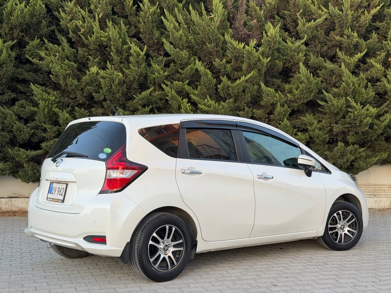 Nissan Note — 4