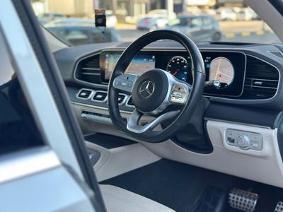 Mercedes-Benz GLS 400d — 6