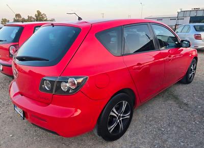 Mazda Axela — 4