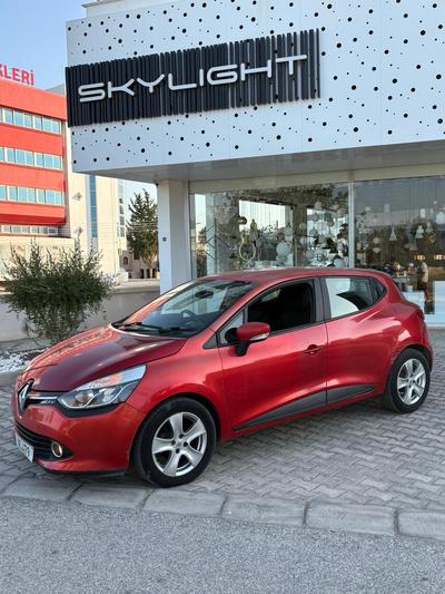Renault Clio — 2