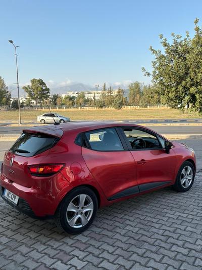 Renault Clio — 3